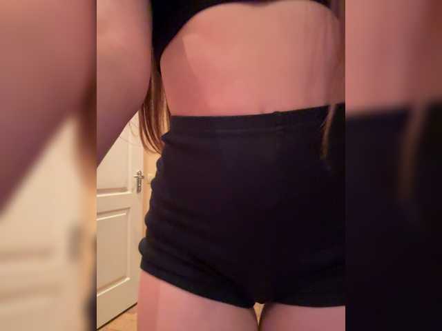 MILKIWAYSEX23 live cam on BongaCams