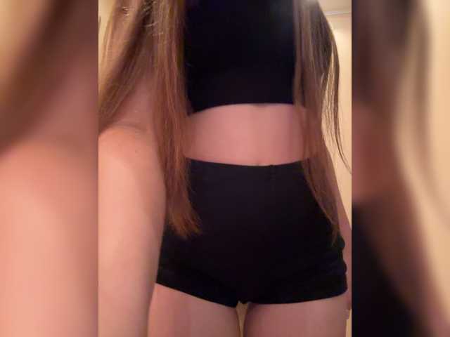 MILKIWAYSEX23 live cam on BongaCams