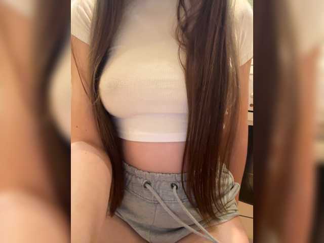 MILKIWAYSEX23 live cam on BongaCams