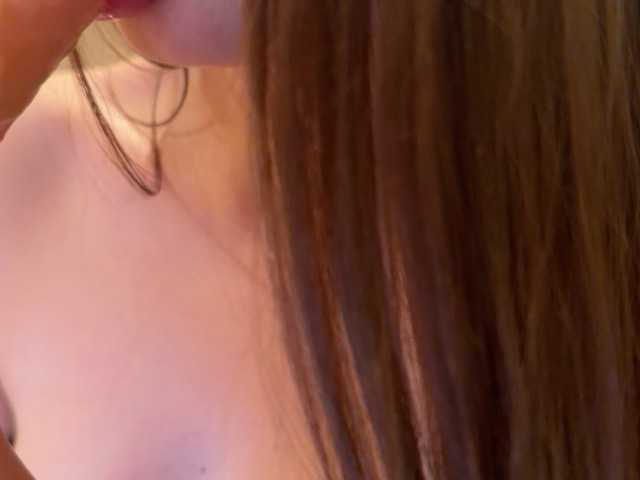 MILKIWAYSEX23 live cam on BongaCams