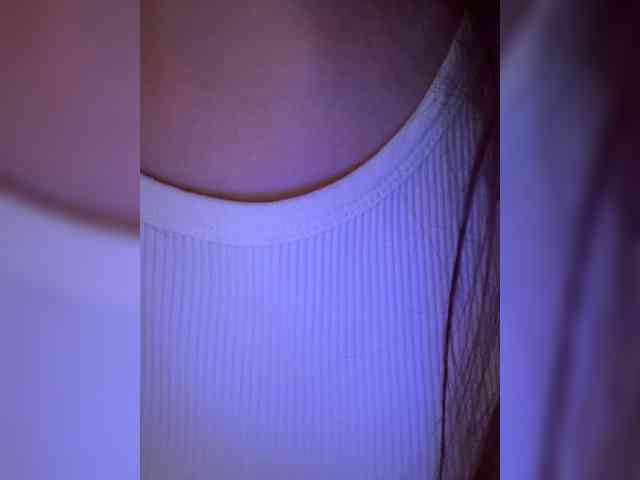 MILKIWAYSEX23 webcam
