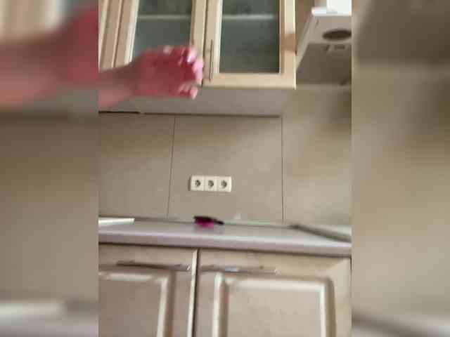 free live sex chat MILKIWAYSEX23