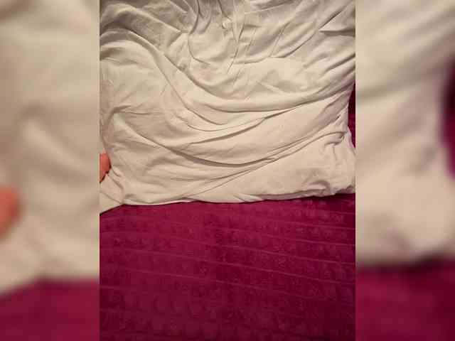 MILKIWAYSEX23 webcam