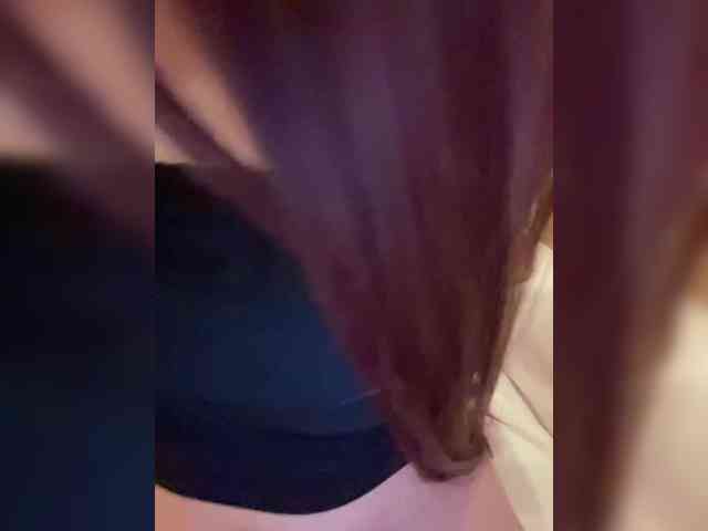 MILKIWAYSEX23 webcam