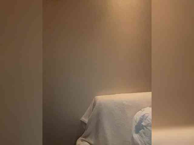 MILKIWAYSEX23 webcam