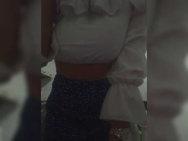 Biggirl777 live cam on BongaCams