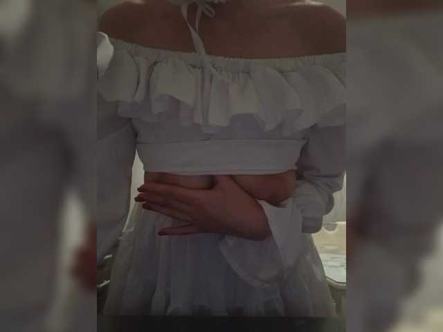 Biggirl777's BongaCams show and profile