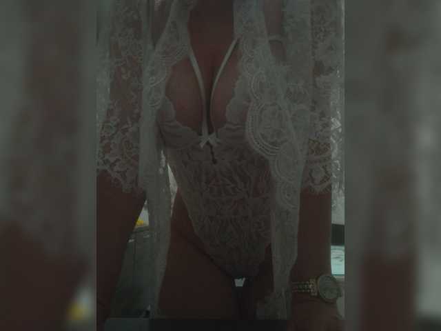 Biggirl777 live cam on BongaCams