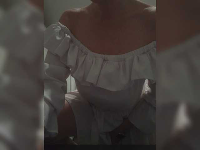Biggirl777 live cam on BongaCams