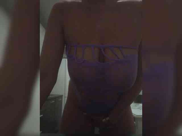 Biggirl777 webcam