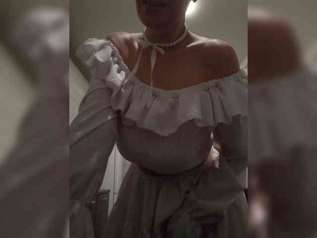 Biggirl777 webcam