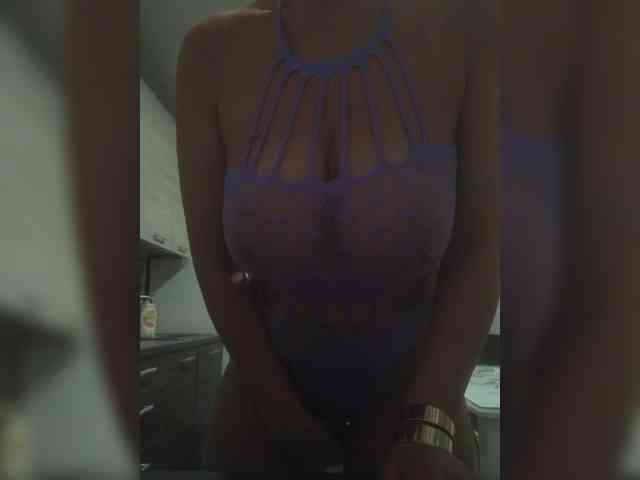 Biggirl777 webcam