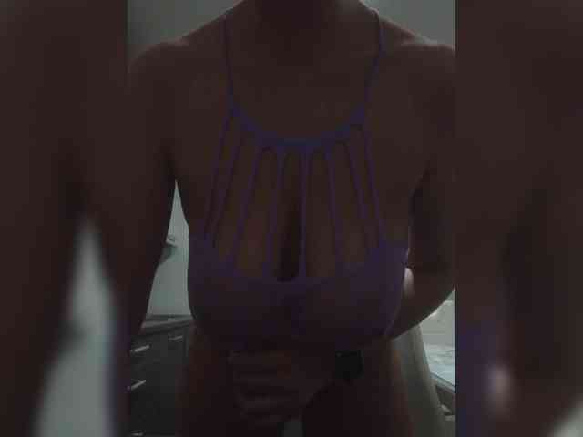Biggirl777 webcam