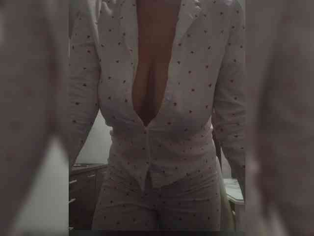 Biggirl777 Live Webcam on BongaCams