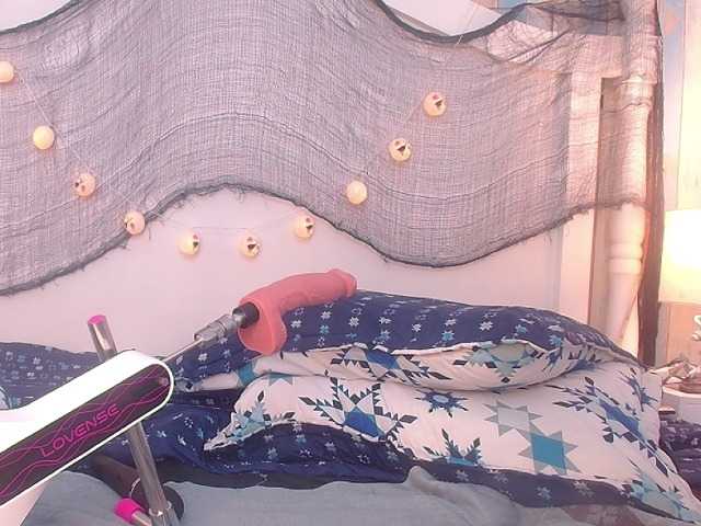 AlikaAdul live cam on BongaCams