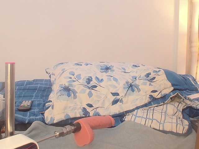 AlikaAdul live webcam show