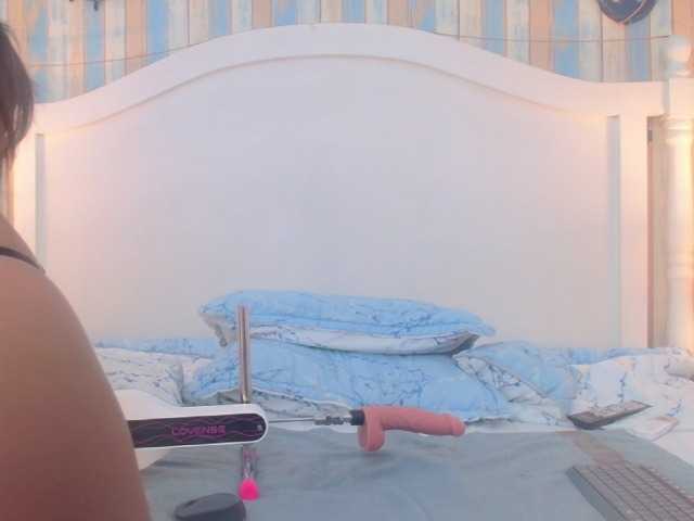 AlikaAdul live cam preview