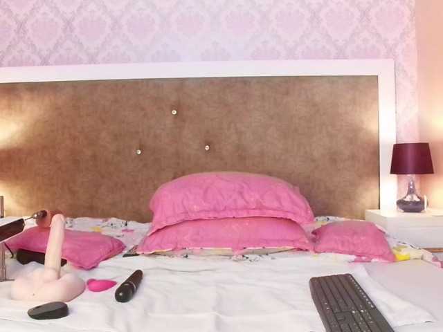 AlikaAdul live cam on BongaCams