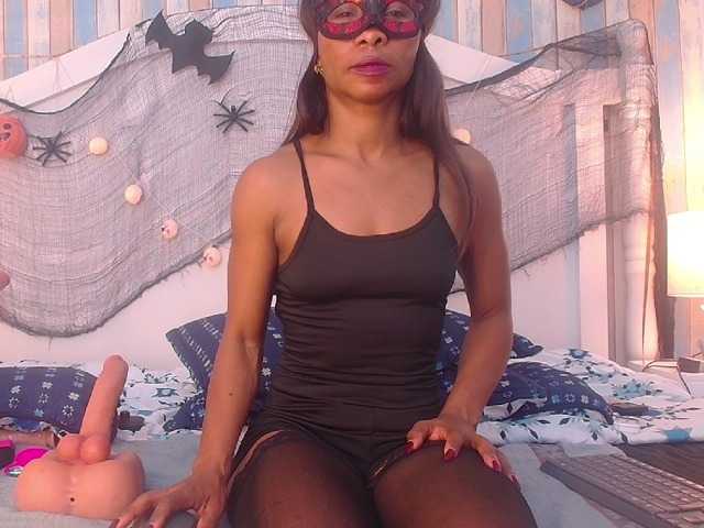 AlikaAdul live cam preview