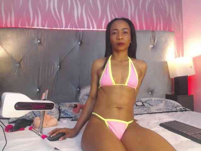 AlikaAdul webcam