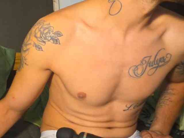 Sexy_boy12