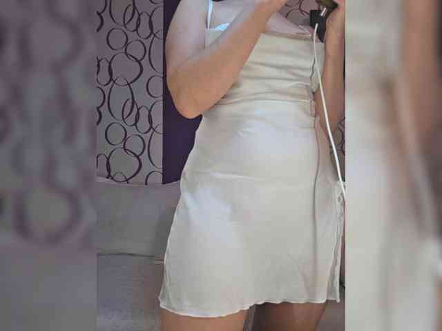 1LexXxMyY webcam