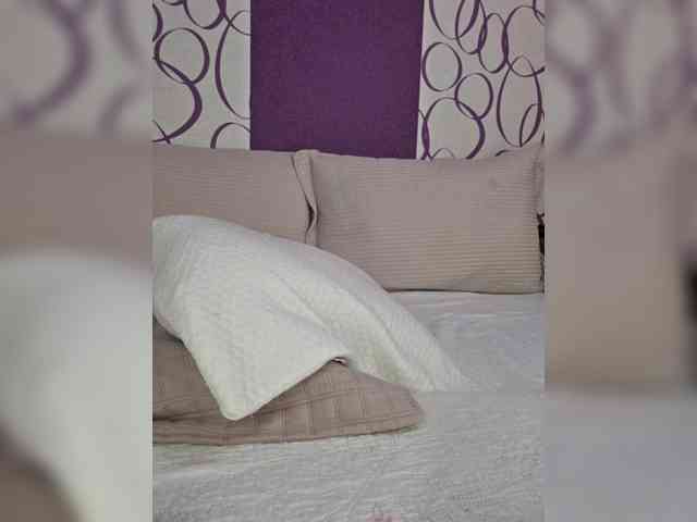 1LexXxMyY webcam