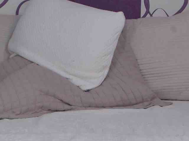 1LexXxMyY webcam