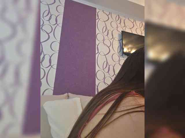 1LexXxMyY webcam