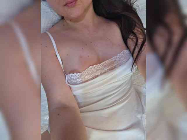 1LexXxMyY webcam