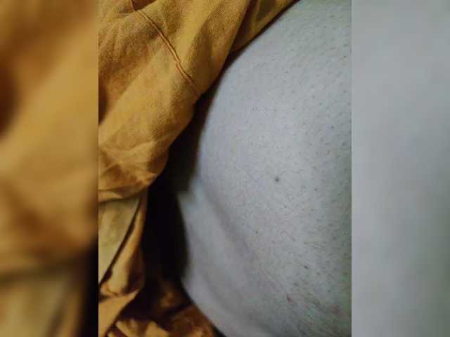 AadhyaLove live webcam show