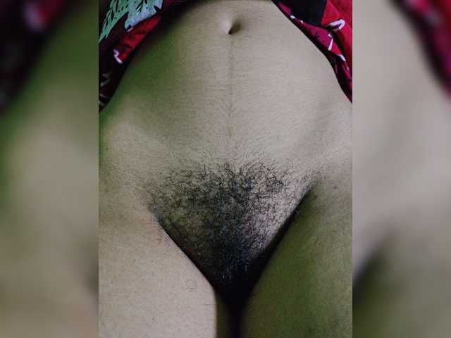 YourAadhya live cam on BongaCams