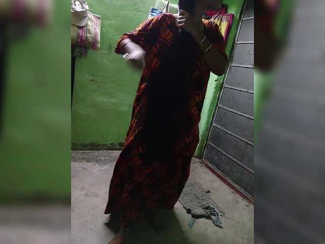 YourAadhya live cam on BongaCams