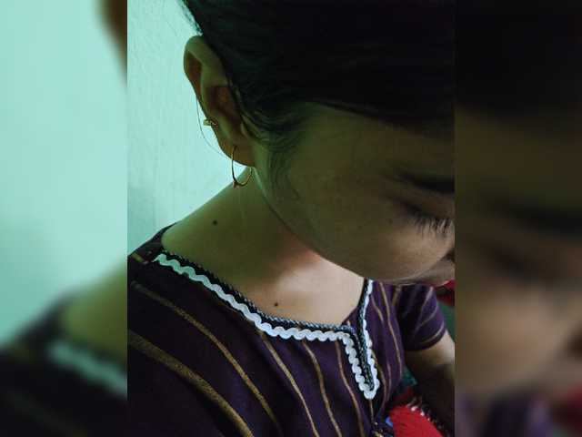 YourAadhya live cam on BongaCams