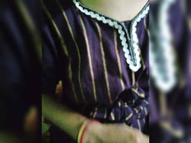 YourAadhya live cam on BongaCams