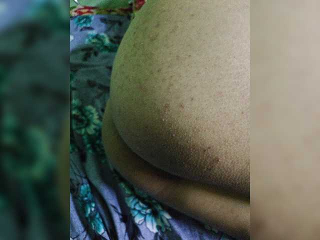 YourAadhya live cam on BongaCams