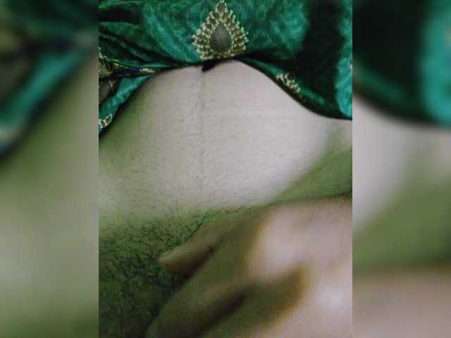 YourAadhya live cam on BongaCams