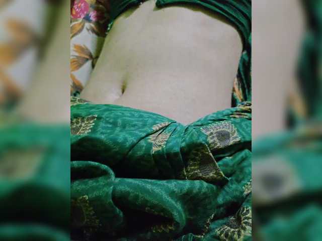 YourAadhya live cam on BongaCams