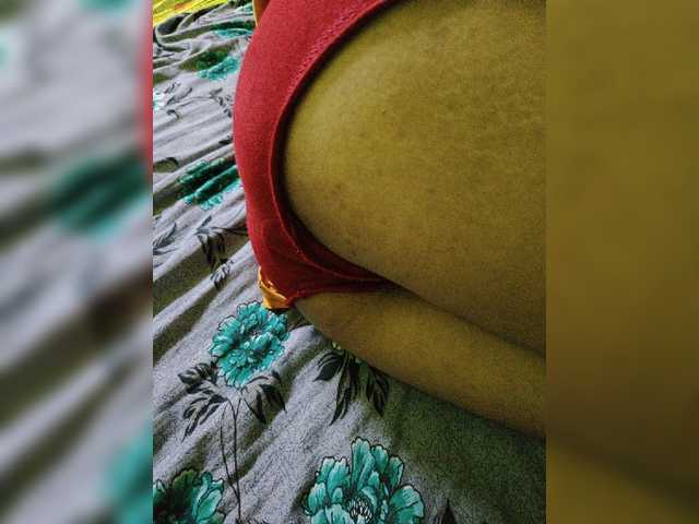 YourAadhya live cam on BongaCams