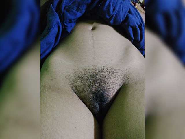 YourAadhya live cam on BongaCams