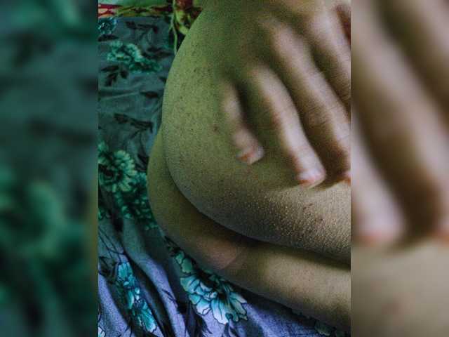 YourAadhya live cam on BongaCams