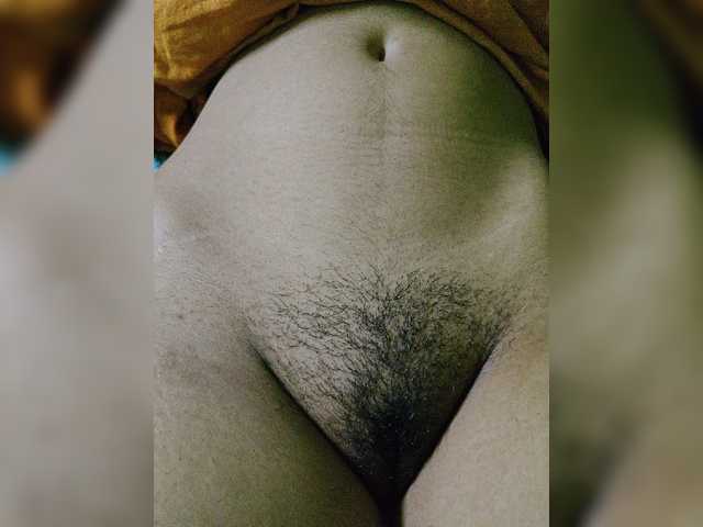 YourAadhya live cam on BongaCams
