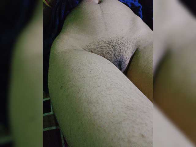 YourAadhya live cam on BongaCams