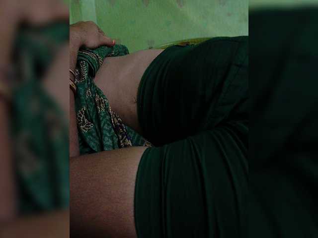 YourAadhya live cam on BongaCams