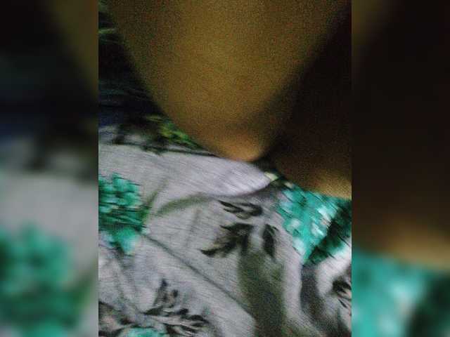 YourAadhya live cam on BongaCams