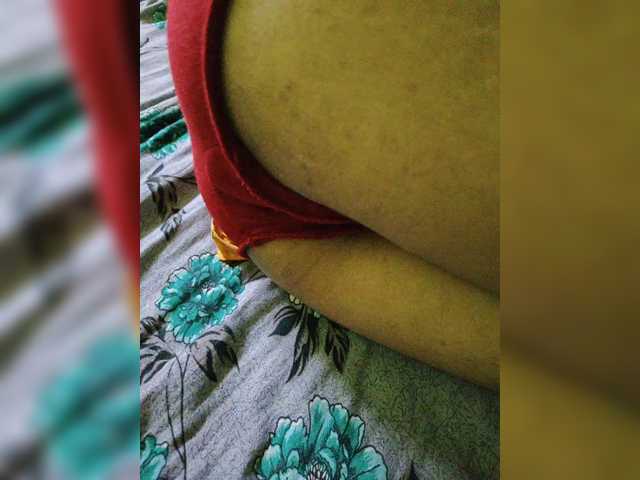 YourAadhya live cam on BongaCams