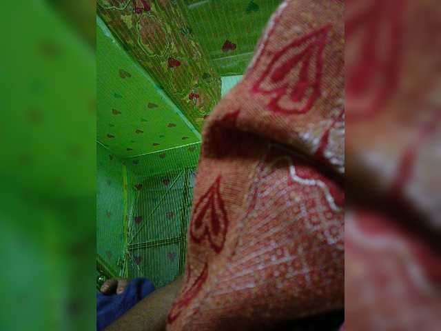 YourAadhya live cam on BongaCams
