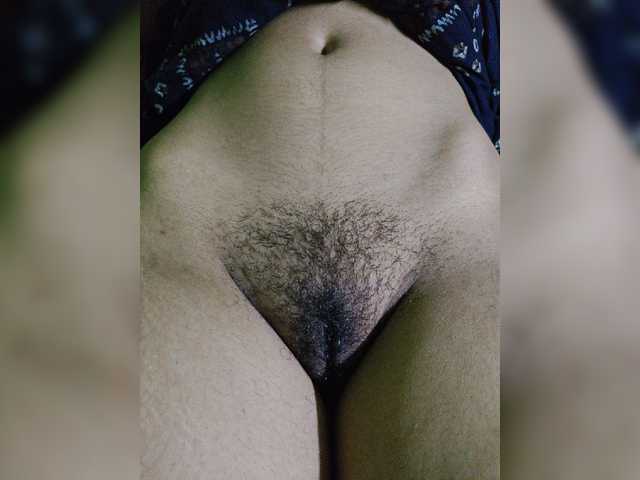 YourAadhya live cam on BongaCams