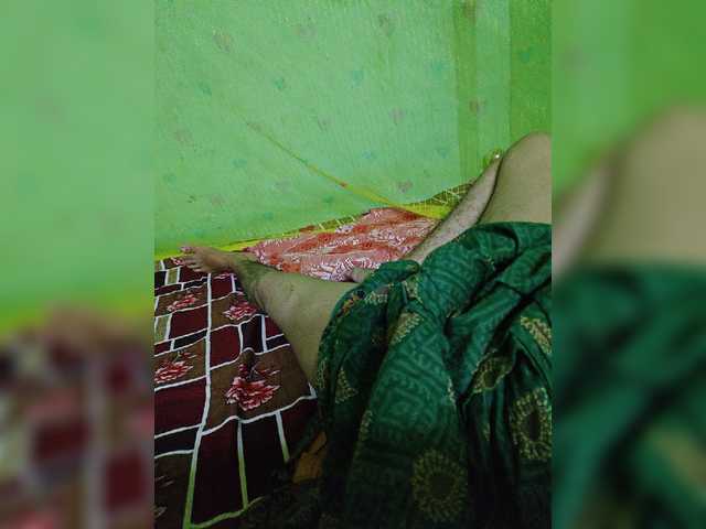 YourAadhya live cam on BongaCams