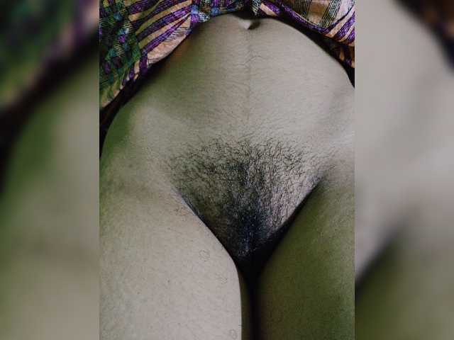 YourAadhya live cam on BongaCams
